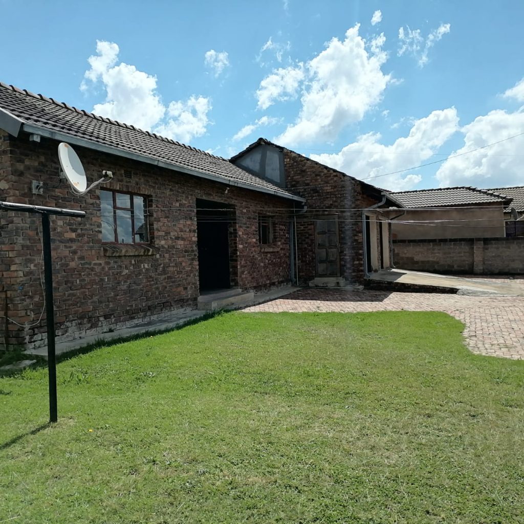 Lovely 3 Bedroom House for Sale in Norkem. 1000253575 copy