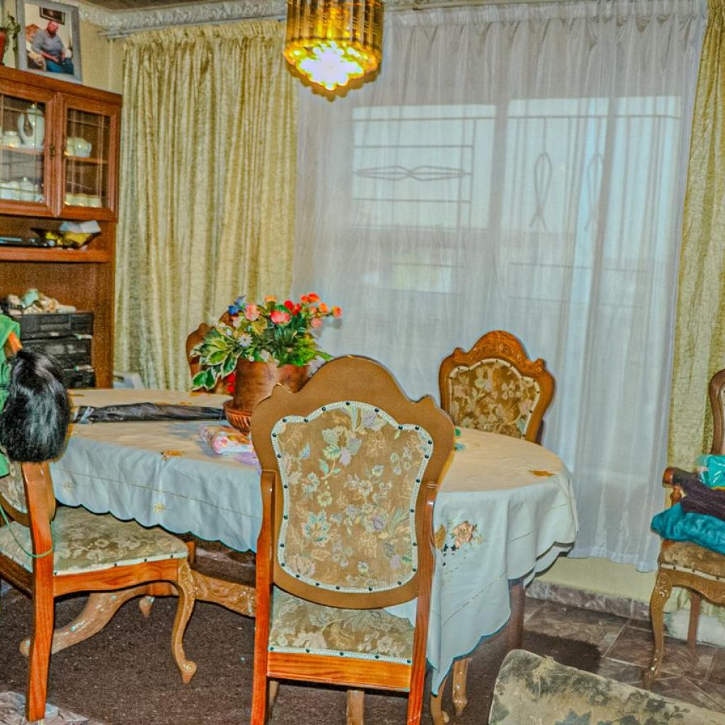 3 BEDROOM HOME WITH RENTAL INCOME POTENTIAL Tembisa 1000323006
