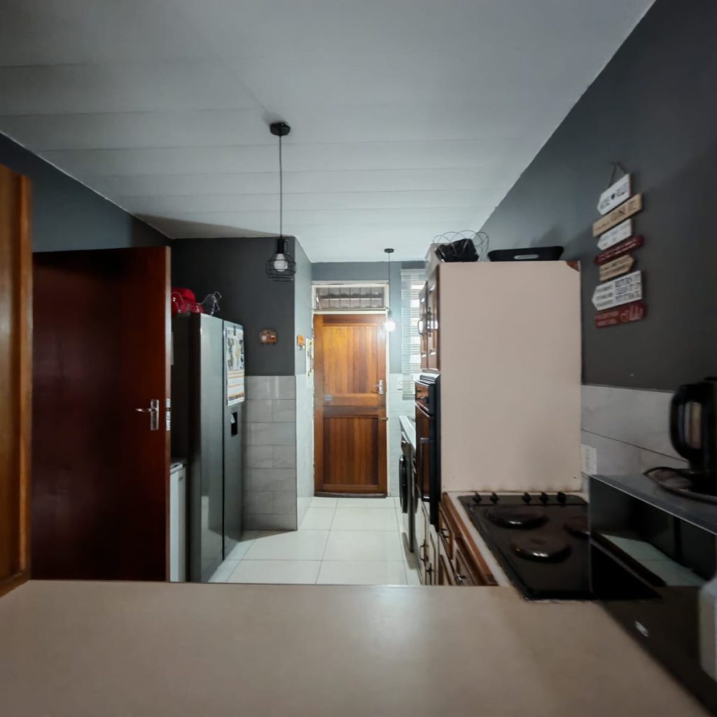 Pristine Double-Storey Duplex For Sale – R890,000 1000329141 copy