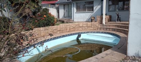 Spacious 4-Bedroom Family Home with Pool 1000331974