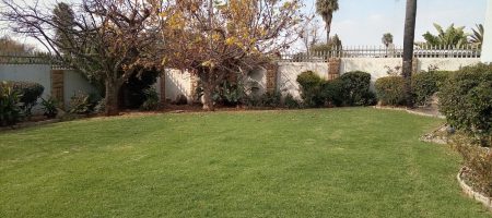 Spacious 4-Bedroom Family Home with Pool 1000331979