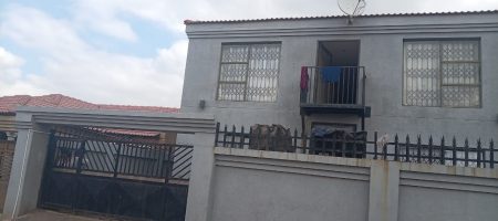 UPSTAIRS INVESTMENT PROPERTY |TEMBISA 1000336213