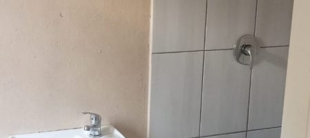 UPSTAIRS INVESTMENT PROPERTY |TEMBISA 1000336231