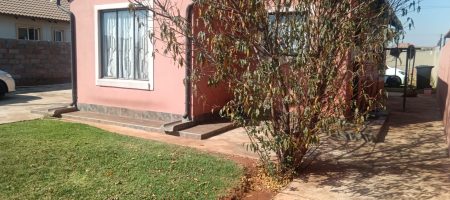 3-BEDROOM HOUSE FOR SALE | DAWN PARK 1000343372