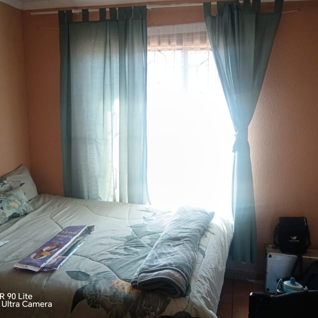 3-BEDROOM HOUSE FOR SALE | DAWN PARK 1000343388
