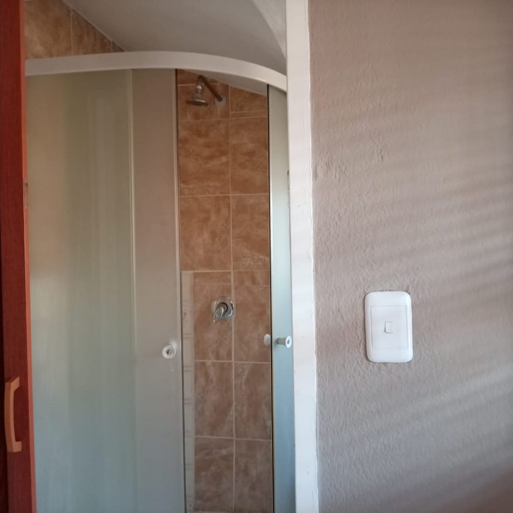 3-BEDROOM TOWNHOUSE FOR SALE | BIRCH MANOR COMPLEX | BIRCHLEIGH NORTH | R1,000,000 1000358011