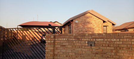 NEAT 3-BEDROOM HOME 1000360742