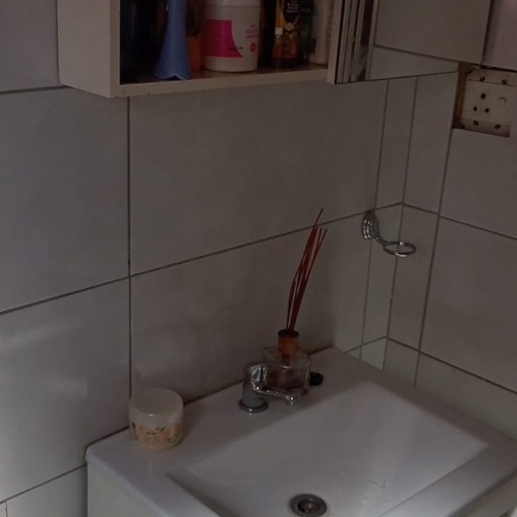 5-Room House in Tembisa - Thafeni Section 1000374770