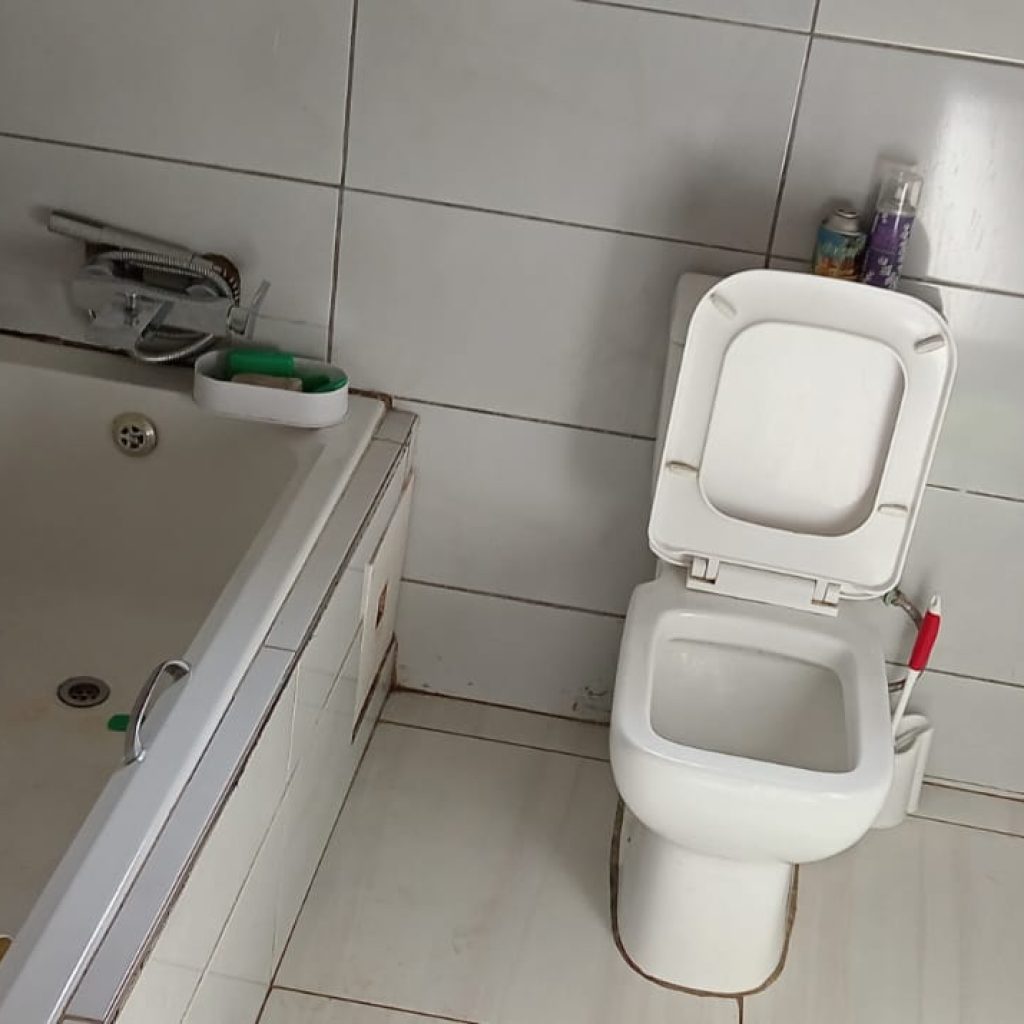 5-Room House in Tembisa - Thafeni Section 1000374772