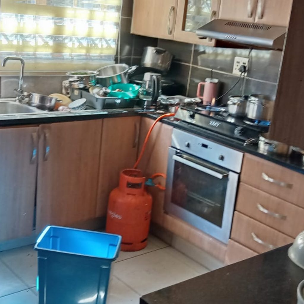 5-Room House in Tembisa - Thafeni Section 1000374781