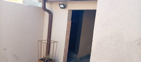 5-Room House in Tembisa - Thafeni Section 1000374788