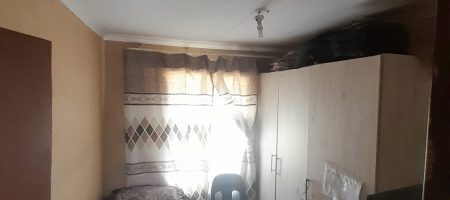3 BEDROOM HOUSE - Soshanguve 1000376577