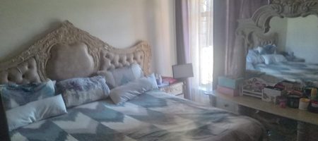 4 BEDROOM FAMILY HOME FOR SALE IN RHODESFIELD, KEMPTON PARK – WITH INCOME-GENERATING COTTAGE, POOL & LAPA 1000408120