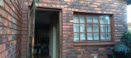 STUNNING 4-BEDROOM FAMILY HOME FOR SALE | NORKEM PARK | R1,360,000 1000421950