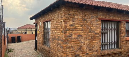 🏡 PROPERTY FOR SALE | BIRCH ACRES, KEMPTON PARK FOR R1 550 000.00 1000426662