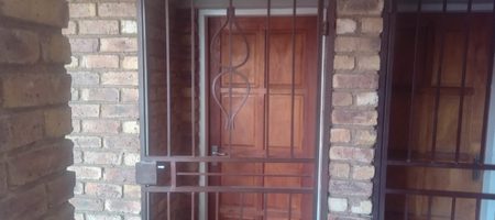 2-BEDROOM APARTMENT FOR SALE IN THE HEIGHTS COMPLEX, CROYDON – asking price R700 000.00 1000430216