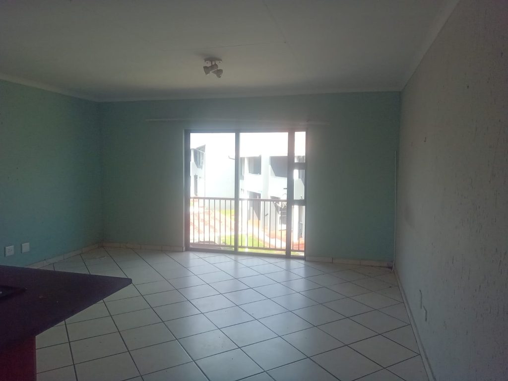 2-BEDROOM APARTMENT FOR SALE IN THE HEIGHTS COMPLEX, CROYDON – asking price R700 000.00 1000430231