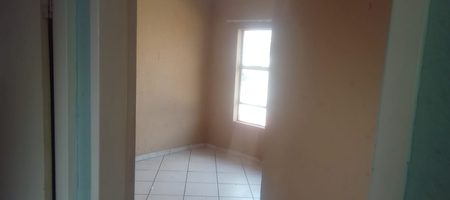 2-BEDROOM APARTMENT FOR SALE IN THE HEIGHTS COMPLEX, CROYDON – asking price R700 000.00 1000430234