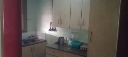 1 FLAT FOR SALE IN EMMARINA, KEMPTON PARK – R300,000 1000431231