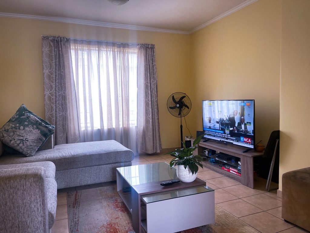 2 BEDROOM APARTMENT FOR SALE IN LILYFIELD COMPLEX, NOORDWYK, MIDRAND 1000431698