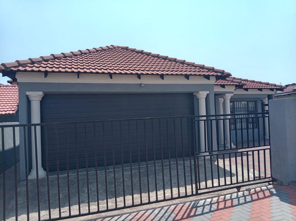 3 BEDROOM FAMILY HOME FOR SALE – R1,550,000 img 20260926 wa0034